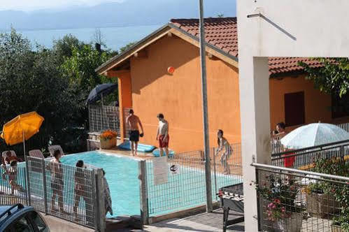 Апарт отель Borgo Blu Poggio Лацизе Экстерьер фото